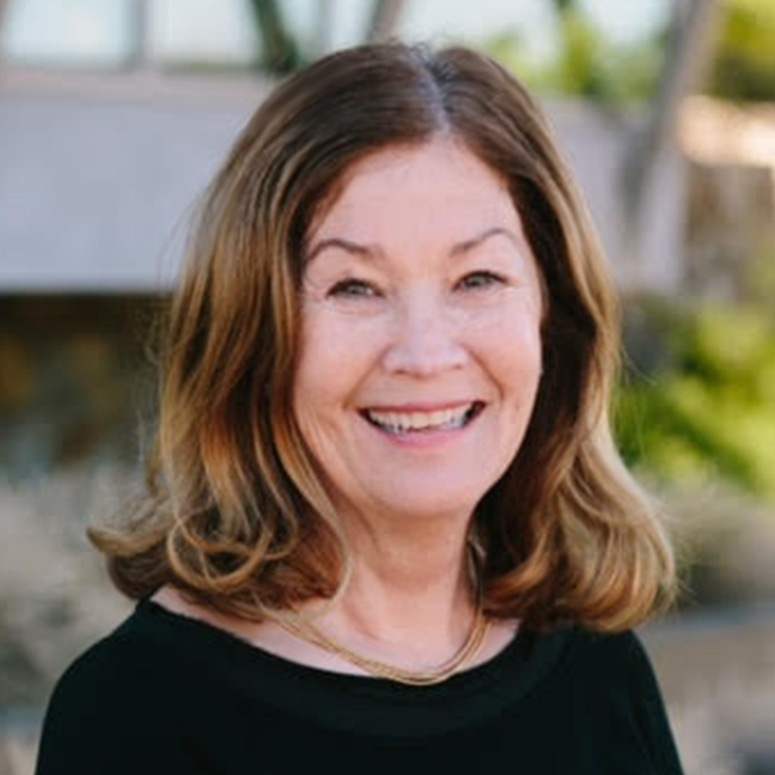 Pam Hamel headshot photo
