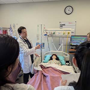 Martin Gillette teaching in the simulation lab