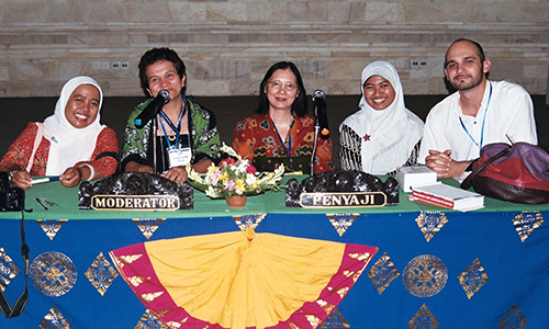 David Schoeller-Diaz with other volunteers working on community-based mental health in Buenaventura, Colombia in 2017
