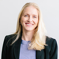 megan hutchinson headshot