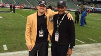 Dane Vandernat ‘09 with Hall of Famer Willie Brown