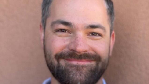 Simon Scarpetta headshot