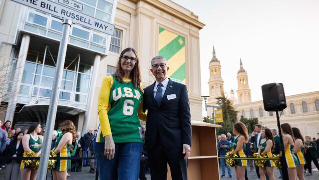 Read the story: USF Dedicates The Bill Russell Way