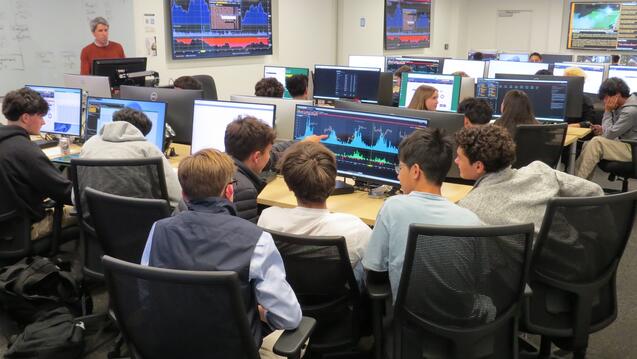 Read the story: High-School Students Learn the Ways of Wall Street — at USF