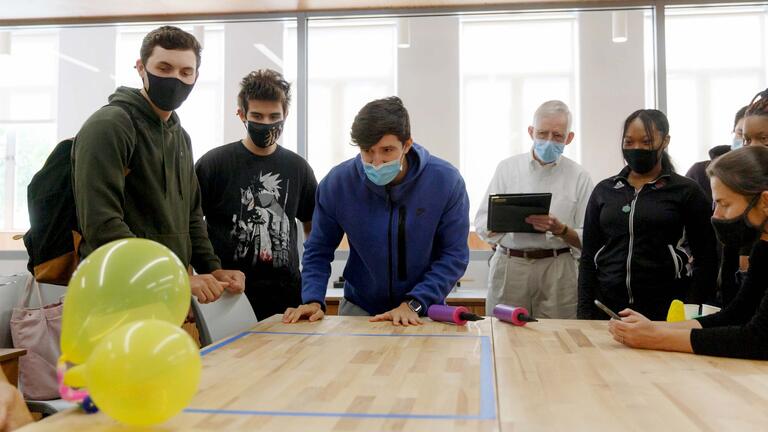 Engineering students experiment in the Hive