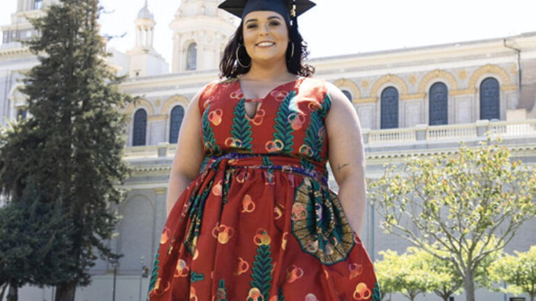Zoë Hallmen ’21