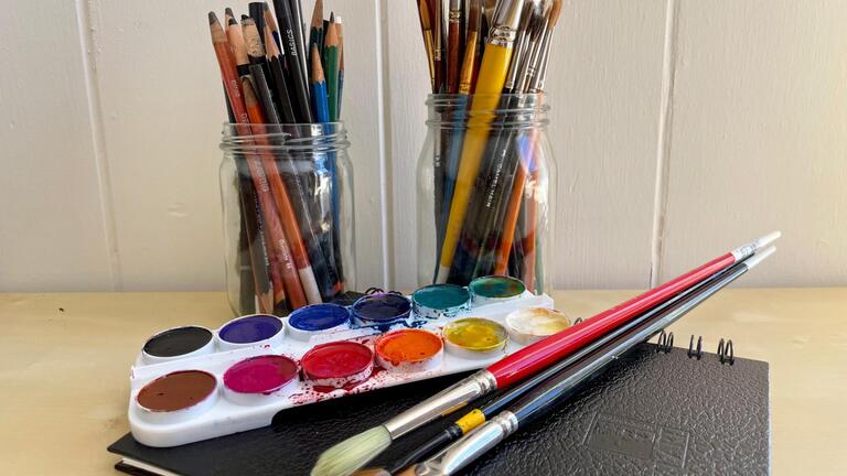 Art supplies