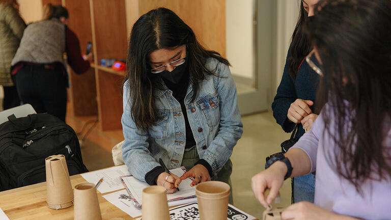 Student working in Innovation Hive.