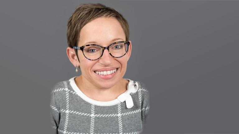 Dr Jennifer Arnold