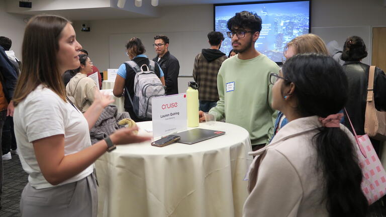 Students talk with Cruise rep