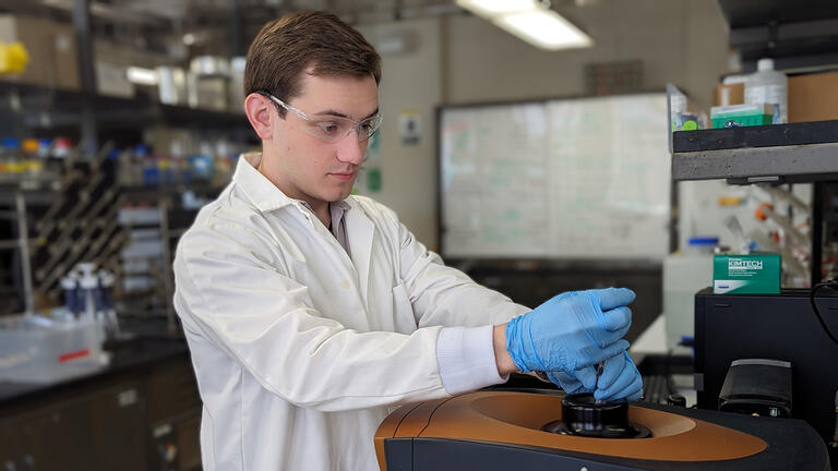 Aidan Batchelor uses a isothermal titration calorimeter