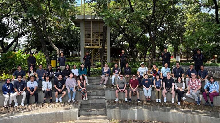 bais group shot of students in thailand