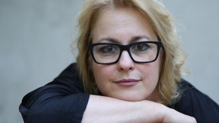 headshot of Dalit Gvirtsman