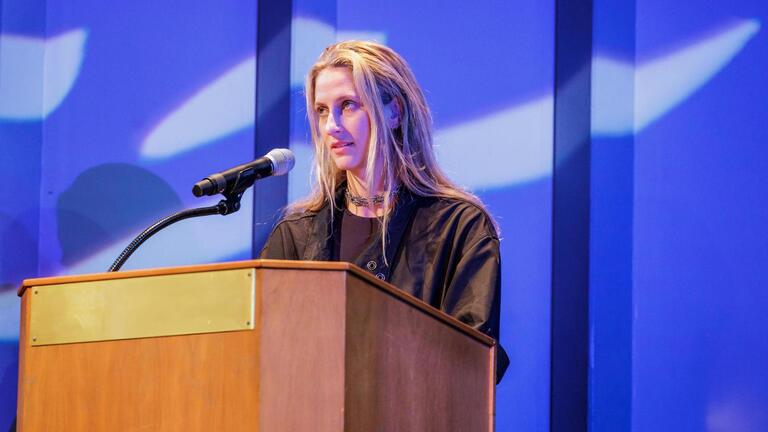 Zoe Hitzig at a talk