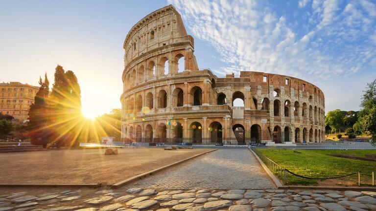 Sunrise on the Colloseum in Rome