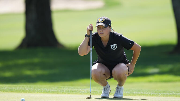 USF golfer on the golf course.