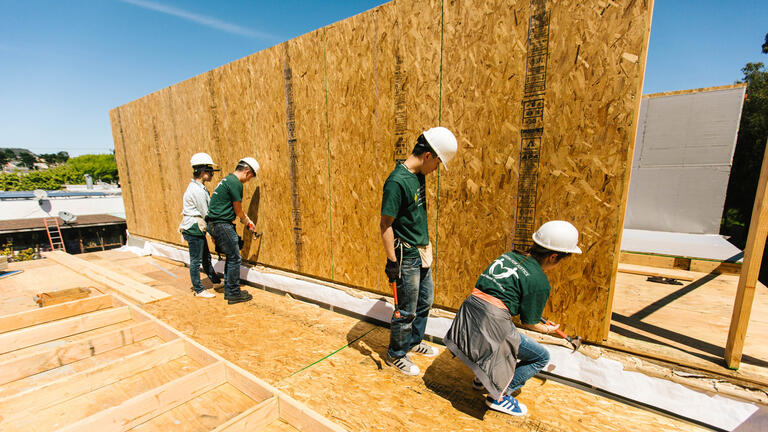 Students volunteer with Habitat for Humanity in Oceanview