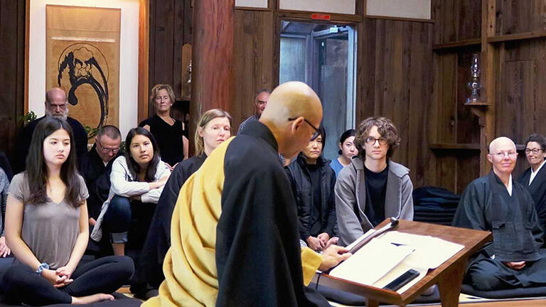 Students in a Buddhism first-year seminar