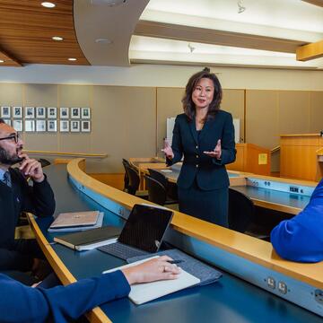 Presentation before a moot court.