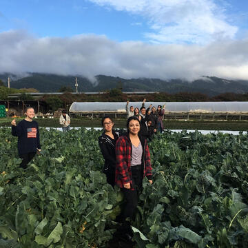 Students at Star Route Farms