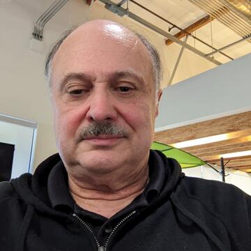 John Gomes headshot