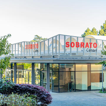 Outside of Sobratro center