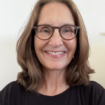 Lynn__ Perkins