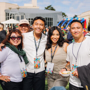 Family poses together at Celebrate USF