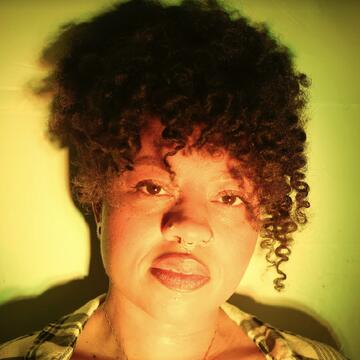 Amber Julian Headshot