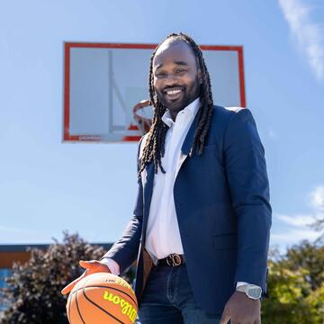 Jerome Gumbs, BS ’06, School of Management