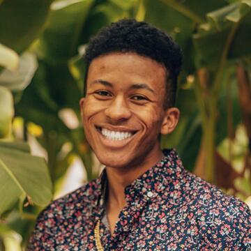Zuriel Sanders Headshot