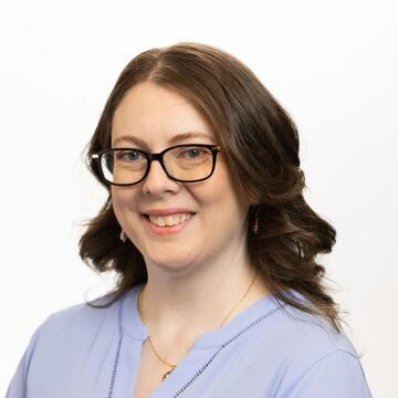 Headshot of Catherine Chin