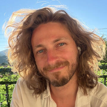 Cody Carroll headshot
