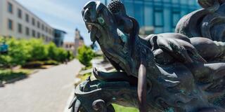 Dragon head of a sculpture near Lo Schiavo Science