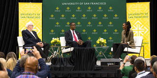 Phil Jackson, Bill Cartwright, and Lisa Leslie on stage