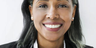 Lauretta Charlton ’05