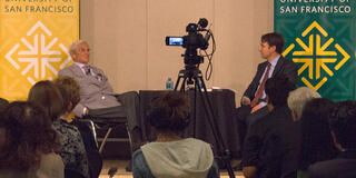 Silicon Valley venture capitalist Tom Perkins (left) tells business students we're living through a second dot-com bubble