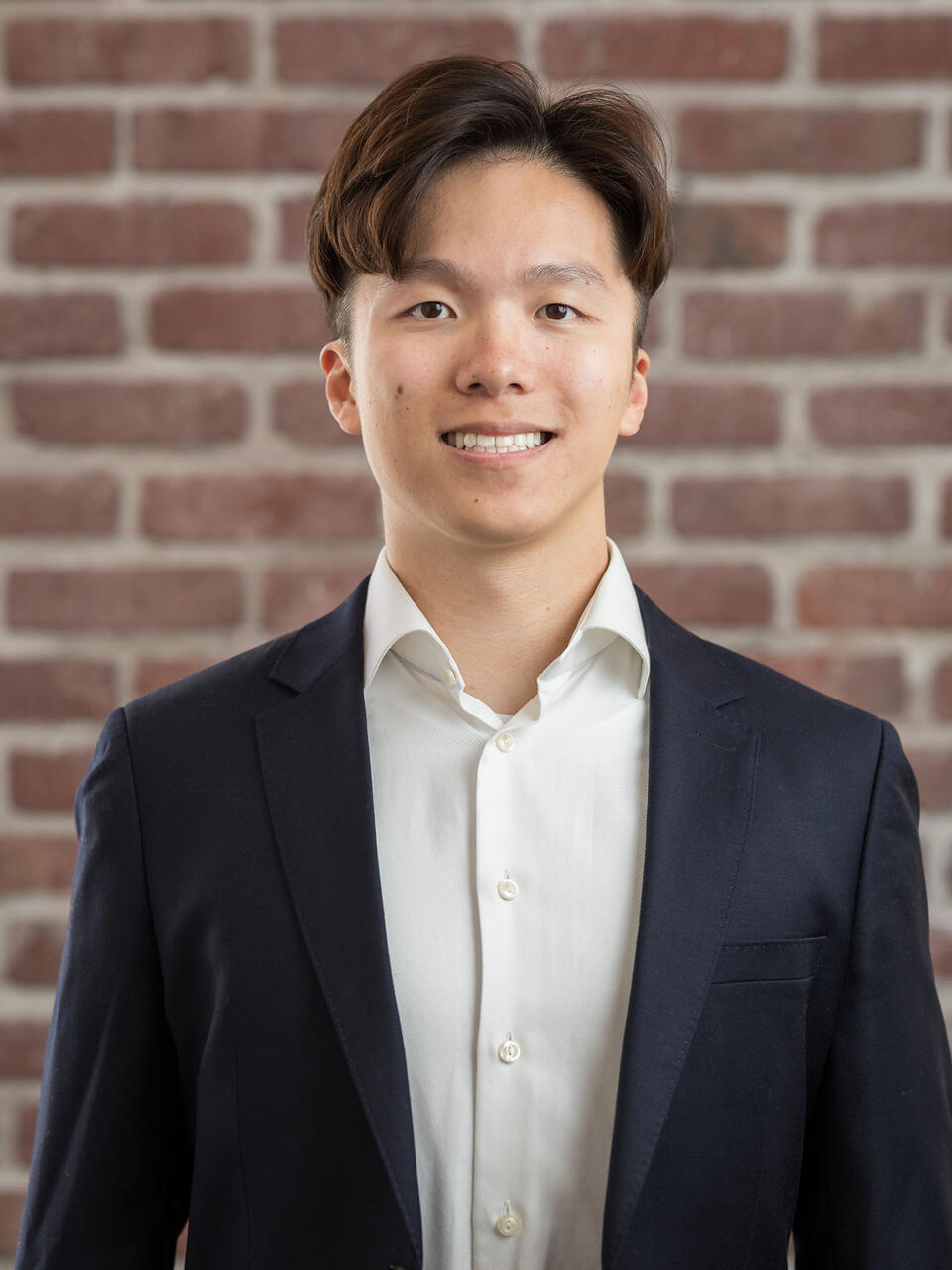 Herny Hu Headshot